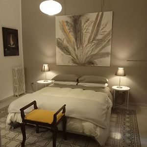 Camera standard con letto king size